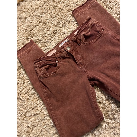 Maroon faded skinny cropped jeans - Picture 2 of 5